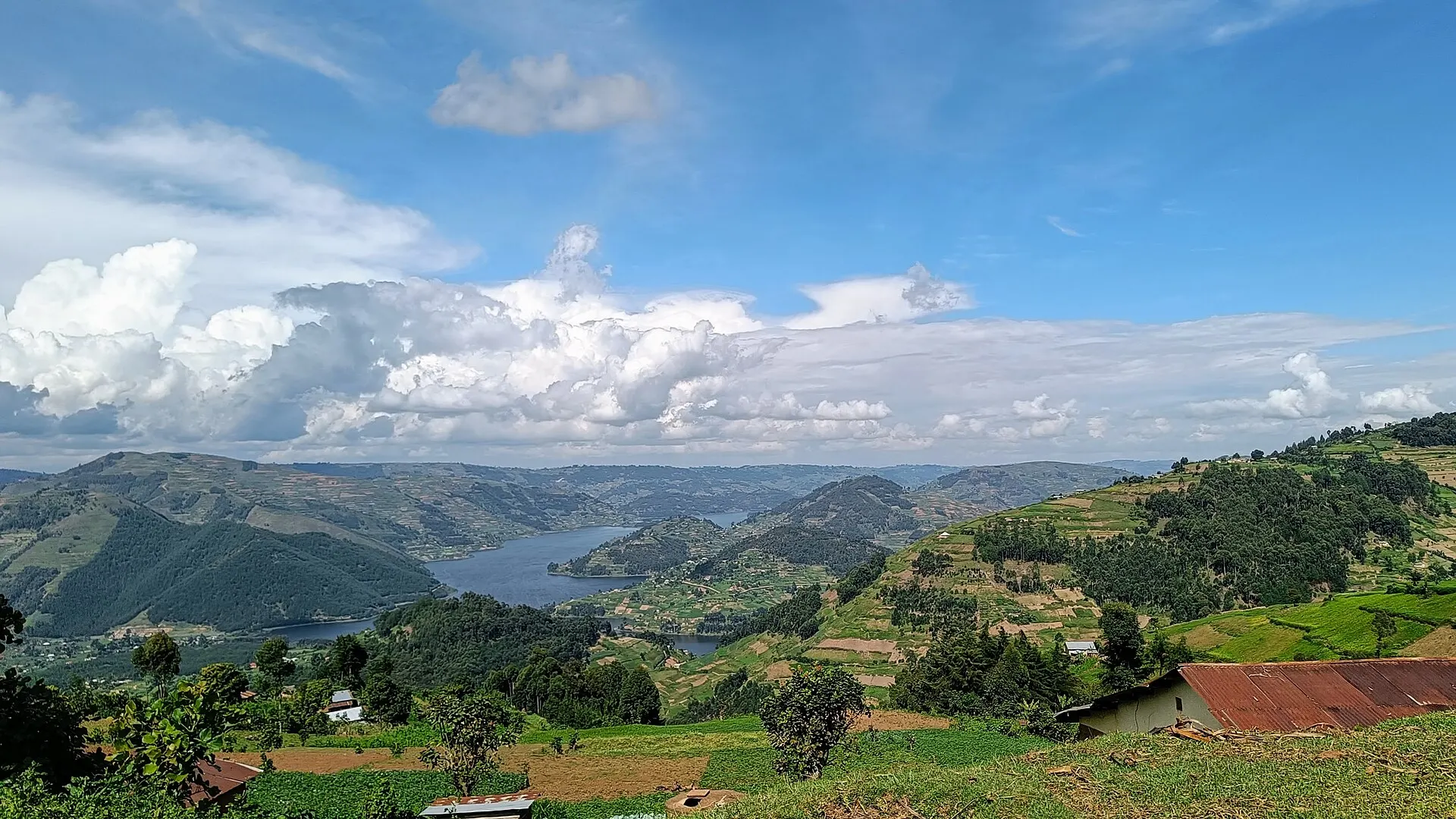 Lake Bunyonyi, Uganda — jezero, pogled