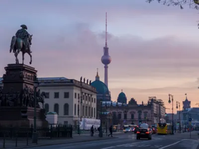 Berlin — Berlin avionom – Grad umetnosti i beskrajne energije
