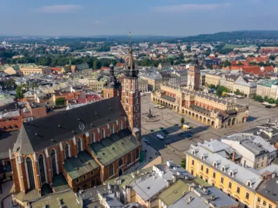 Krakov — Krakov – Grad Duše, Kraljeva i Legendi
