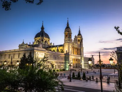 Madrid — Madrid avionom – Grad strasti, umetnosti i života