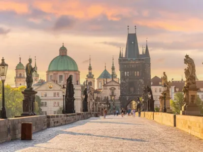 Prag — Prag avionom – Bajkovita tura za ljubitelje istorije i arhitekture