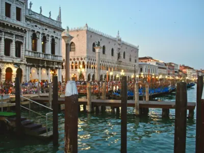 Venecija — Venecija – Grad na vodi, večni simbol umetnosti i romantike