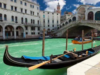 Venecija — Venecija – Grad na vodi, večni simbol umetnosti i romantike